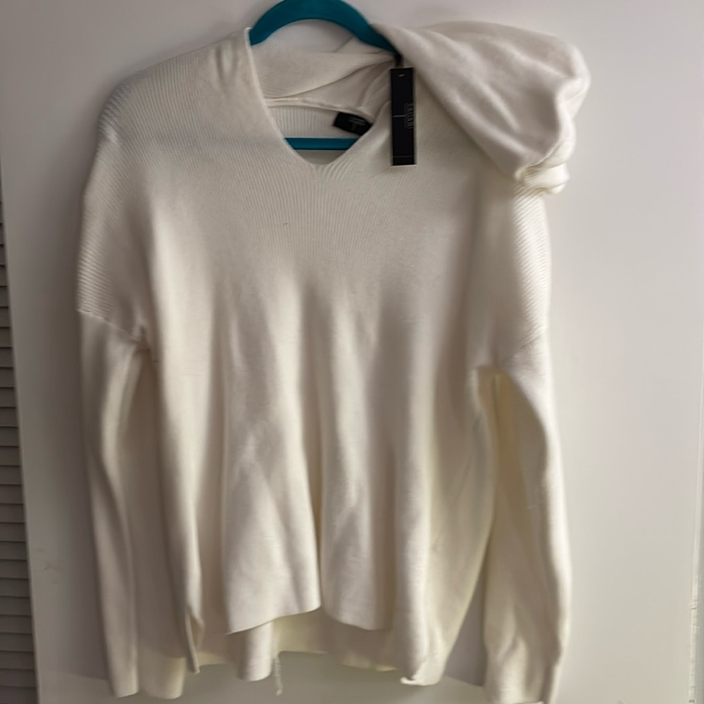 Tahari sweater w hood nwt